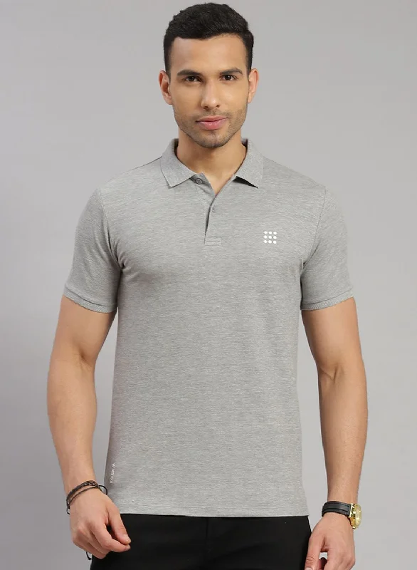 Men Grey Solid T-Shirt